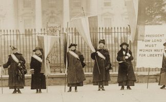 14 Kasım 1917: Oy hakkı isteyen kadınlar tutuklandı ve işkence gördü