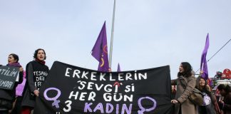 14 Şubat 2010: “Erkeklerin Sevgisi Her Gün Üç Kadını Öldürüyor!”