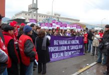 24 Şubat 2009: DİSK’li kadınlar Sinter’de