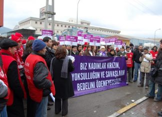 24 Şubat 2009: DİSK’li kadınlar Sinter’de