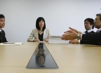 Japonya’da şirketlerden kadınlara kariyer teşviği