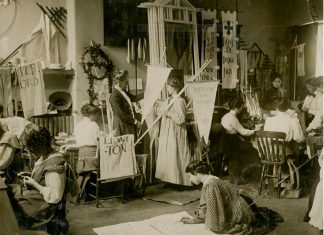 5 Mayıs 1882: Süfrajet hareketin öncülerinden feminist Sylvia Pankhurst doğdu