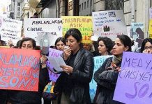 14 Mayıs 2008: MEDİZ’den cinsiyetçi reklamlara karşı eylem