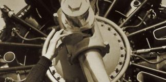 21 Mayıs 1932: Amelia Earhart Atlantik okyanusunu tek başına uçakla geçti