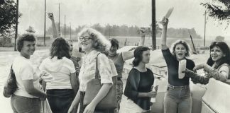 17 Ağustos 1978: Kadın hareketi ile emek hareketini buluşturan Fleck grevi zaferle sonlandı