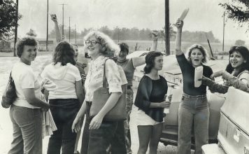 17 Ağustos 1978: Kadın hareketi ile emek hareketini buluşturan Fleck grevi zaferle sonlandı