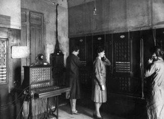 24 Ağustos 1921: Evli olduğu için işten atılan Amelia genel müdürü bıçakladı