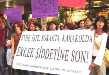 21 Eylül 2007: Eskişehir Demokratik Kadın Platformu Pelin Kalkan ve Devrim Çelik’e destek verdi