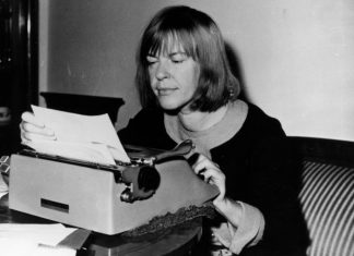 17 Ekim 1973: Avusturyalı feminist yazar Ingeborg Bachmann hayatını kaybetti