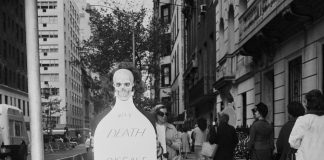1 Kasım 1961: ABD’de 50.000 kadın barış için greve gittiler