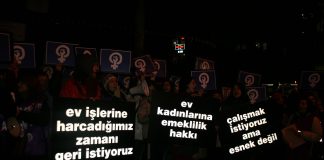 5 Ocak 2011: Sosyalist Feminist Kolektif’ten “Erkeklerden alacaklıyız” eylemi