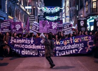 Güvenlikçi söylem, güvencesiz toplum: Gelişigüzel zamanlarda sosyal hakların cinsiyeti