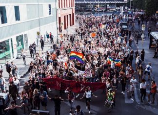 Berlin’e kadar dağıldık Berlin’de de #dağılıyoruz !