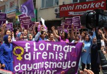 Group Rocher ve ikiyüzlülük