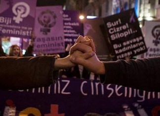 Eldekini kaybetmeden el ele olmak