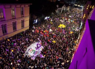 #BuBirFeministİsyandır: 8 Mart 2019 Feminist Gece Yürüyüşleri