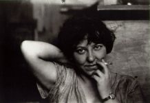 20 Mayıs 1958: Varvara Stepanova cinsiyetsiz, basit ve özgür kıyafetler tasarladı