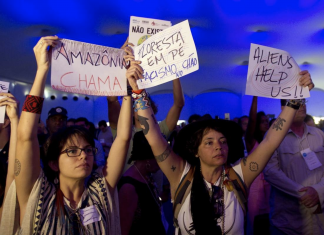 Kadınlar Bolsonaro’ya karşı Amazon ormanlarını koruyor