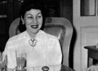 14 Aralık 1908: Mısırlı feminist yazar Doria Shafik doğdu