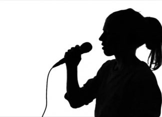 Türkiye stand up’ının ötekileri: Politik mizah ve kadınlar
