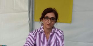Dut Kokusu öykü kitabı üzerine Sevil Kesimal ile söyleşi