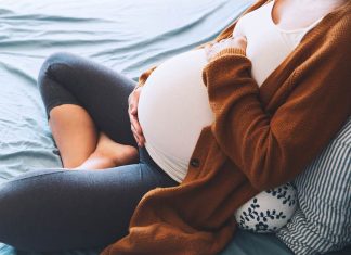 Araştırmaya göre her yedi kadından biri, bebek sahibi olmaya ya da kürtaja zorlanıyor