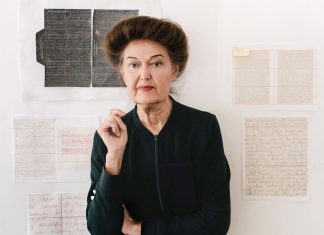 7 Haziran 1941: Feminist kavramsal sanatçı ve yazar Mary Kelly doğdu