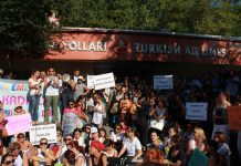 4 Ağustos 2012: THY direnişinin 68. gününde kadınlar dayanışmada!