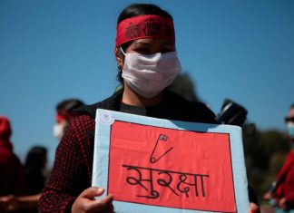 Nepal, kadınlara yönelik asit saldırılarının cezalarını arttırıyor