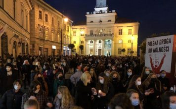 Anayasa Mahkemesi’nin kararıyla Polonya’da kürtaj neredeyse yasadışı hale geldi