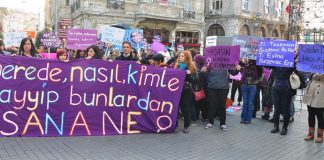 17 Kasım 2013: Tayyip Erdoğan’ın “kızlı erkekli” açıklamasına protesto