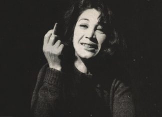 5 Ocak 1935: Şair Füruğ Ferruhzad dünyaya geldi