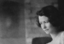 22 Şubat 1892: Feminist ve savaş karşıtı biseksüel şair ve oyun yazarı Edna St. Vincent Millay
