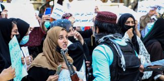 Afganistan: Kadın hakları konusundaki ilerleme zorlu bir mücadele sonucu elde edilmişti-artık Taliban yönetimi ile her şey risk altında