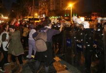 Antalya Feminist Gece Yürüyüşü: Feminist mücadelemizin geri dönüşü yok, vazgeçmiyoruz!