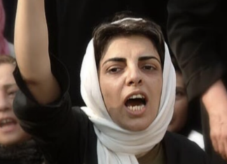 4 Mart 2007: İran’da Dünya Kadınlar Günü öncesinde 33 kadın gözaltına alındı