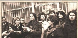 14 Mart 2001: Mecliste erkek ittifakına karşı Medeni Yasa için Kadın Platformu