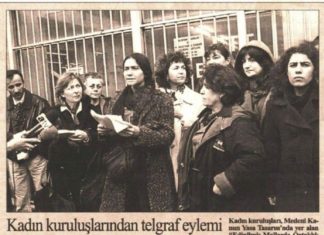 14 Mart 2001: Mecliste erkek ittifakına karşı Medeni Yasa için Kadın Platformu