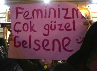 Duvarda kapılar açmak veya duvarı yıkmak: 8 Mart ütopyalarımız*